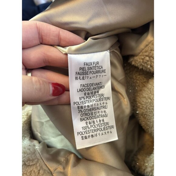 BCBG ladies Faux Fur Teddy Coat Cream SZ M NWT Warm Heavy Metallic - Picture 11 of 12